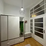 Gemuetliches Apartment In Zentraler Lage Appartement