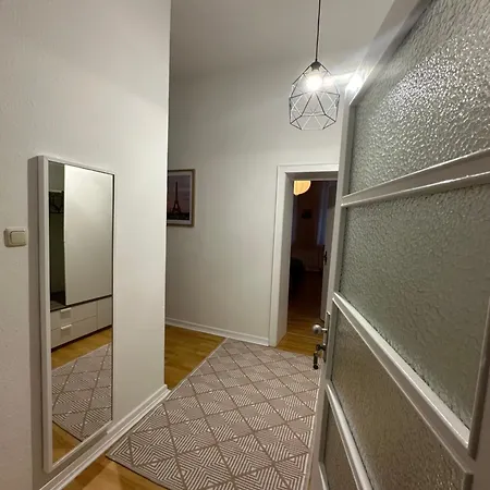 Gemuetliches Apartment Fuer 4 Pers Im Zentrum Mg * Monchengladbach