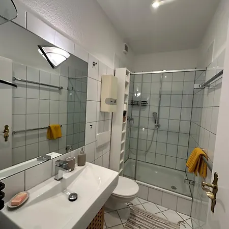Apartment Gemuetliches Apartment Fuer 4 Pers Im Zentrum Mg *