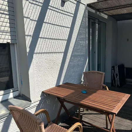 Gemuetliches Apartment Fuer 4 Pers Im Zentrum Mg *